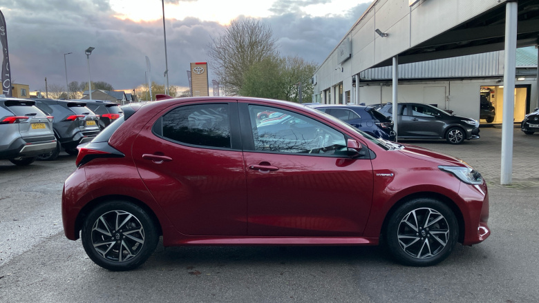 Toyota Yaris 1.5 Hybrid Design 5dr CVT Hybrid Hatchback